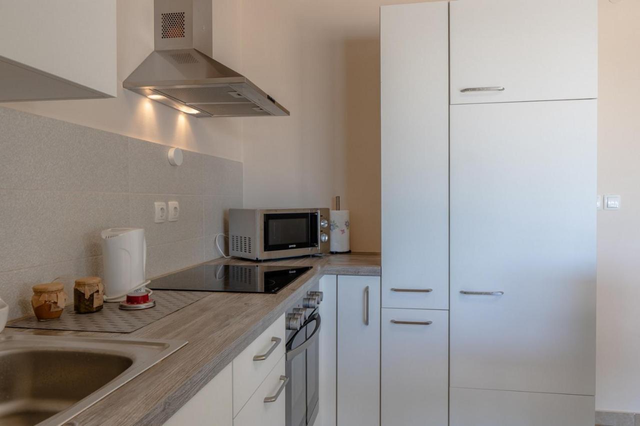 Apartments Sum Mora Vir Extérieur photo